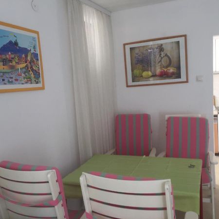 Apartment Perla - 150M From The Sea نوفي فينودولسكي المظهر الخارجي الصورة