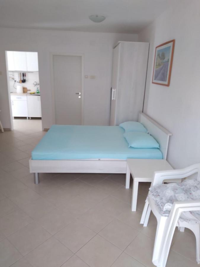 Apartment Perla - 150M From The Sea نوفي فينودولسكي المظهر الخارجي الصورة